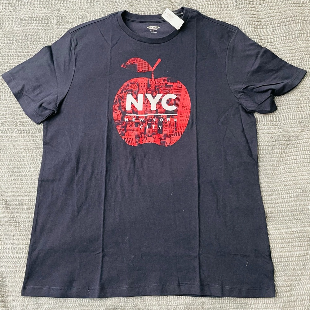 Old Navy T-Shirt